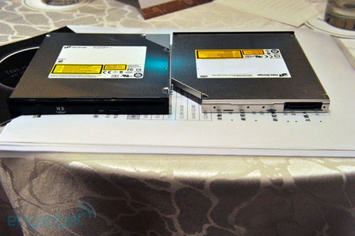 日立 lg展示全球首款笔记本ssd光驱